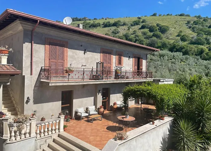 Villa privata: Agriturismo Torre Ercolana